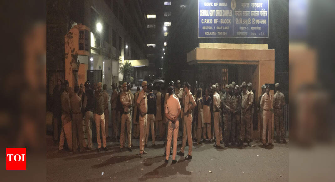 Rajeev Kumar Ips Kolkata Police lays hourlong siege to CBI offices