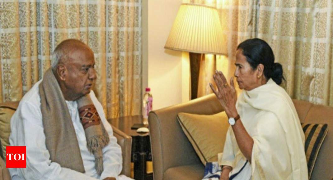 Former PM Deve Gowda backs Mamata Banerjee 