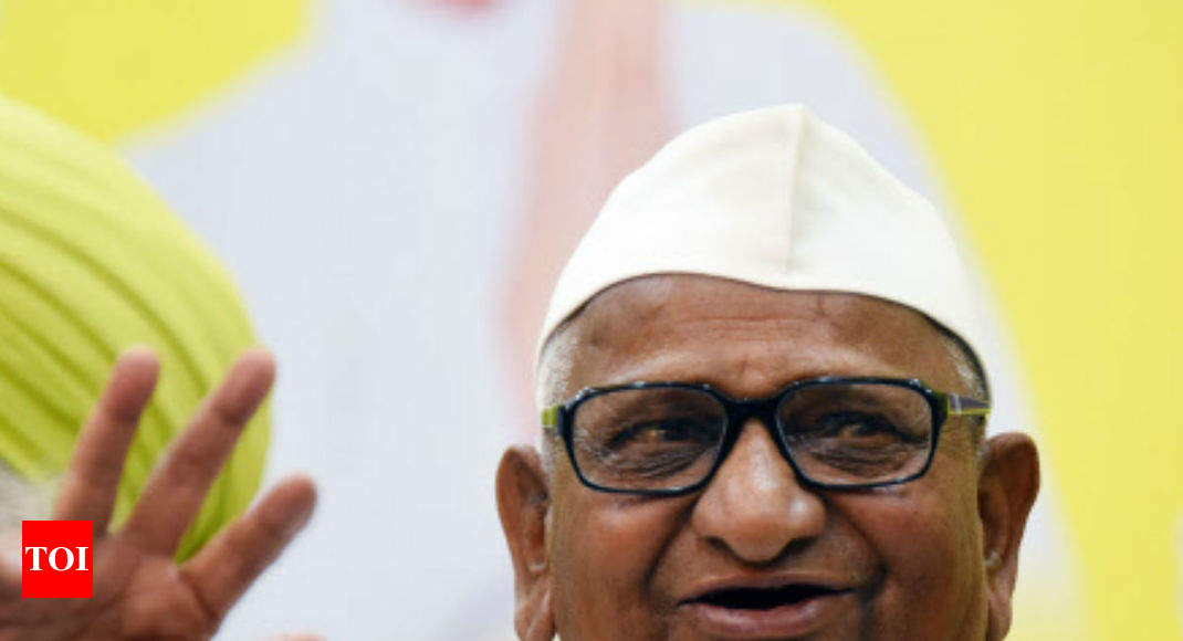 Anna Hazare loses 4.25 kg; Sena, MNS ask govt to save his life 