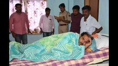 Food poisoning: Minister Shivalli admitted to KIMS