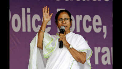 Mamata calls off dharna, to take protest to national stage