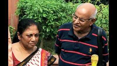 Soumya Vishwanathan’s parents knock at Delhi CM’s door