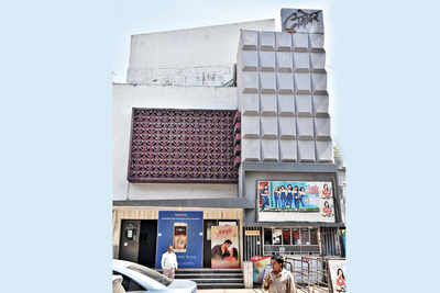 A city single screen, that hosted Dev Anand during its inauguration, enters its 50th year of operations