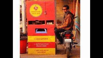 Free cup of chai in exchange of waste at the Kumbh