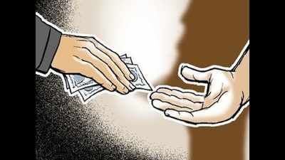Araria cop arrested for taking Rs 1 lakh bribe