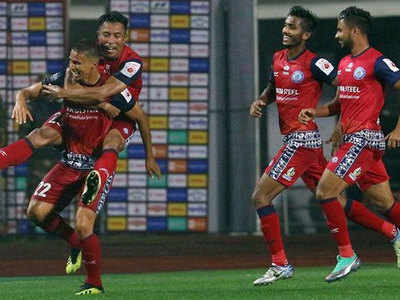 ISL: Jamshedpur stay alive with narrow win over Mumbai