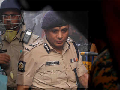 Chit fund scam: Kolkata police chief Rajeev Kumar appears before CBI in Shillong