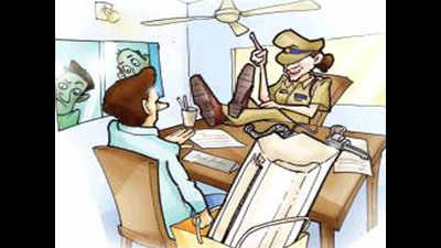 In Gujarat, woman PSI held taking airconditioner as bribe