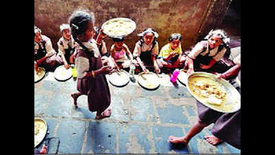 Mid-day meals in schools open for Saraswati Puja