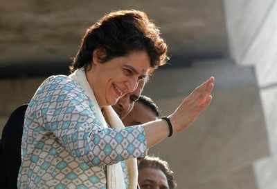 Priyanka Gandhi Vadra debuts on Twitter, trumps BSP chief Mayawati