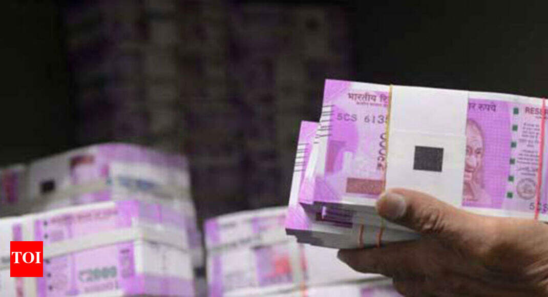 I-T sleuths unearth Rs 20,000-crore hawala, money laundering racket in Delhi - Times of India