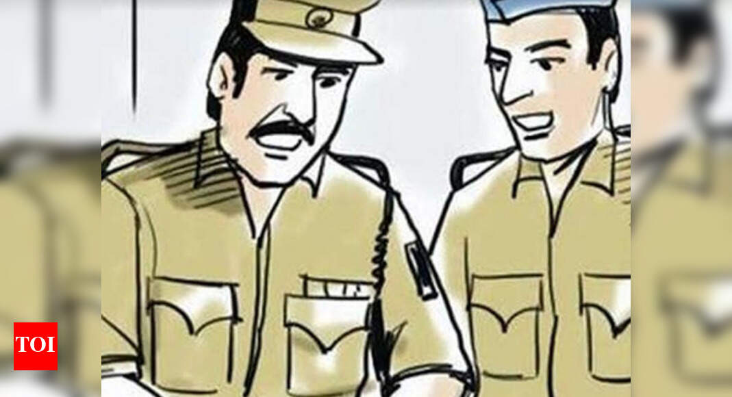 70-year-old man falls while trying to board moving bus | Surat News ...