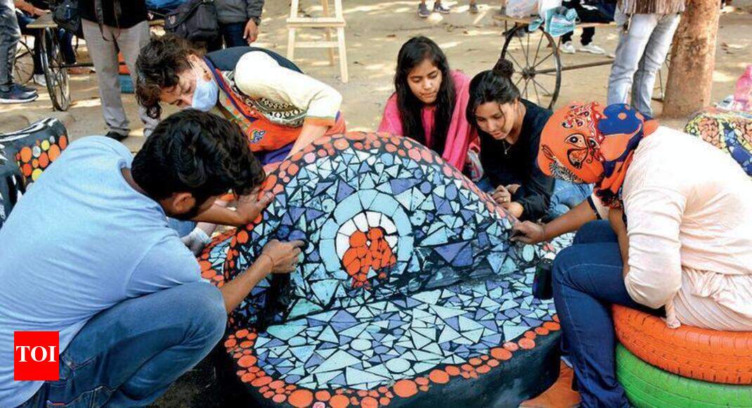 For artists, campus is their canvas! Vadodara News Times of India
