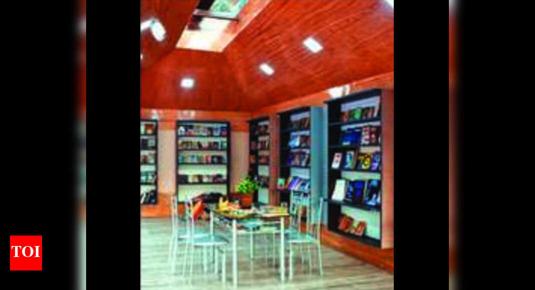 Street library in Trichy turns out to be a crowd-puller | Trichy News ...