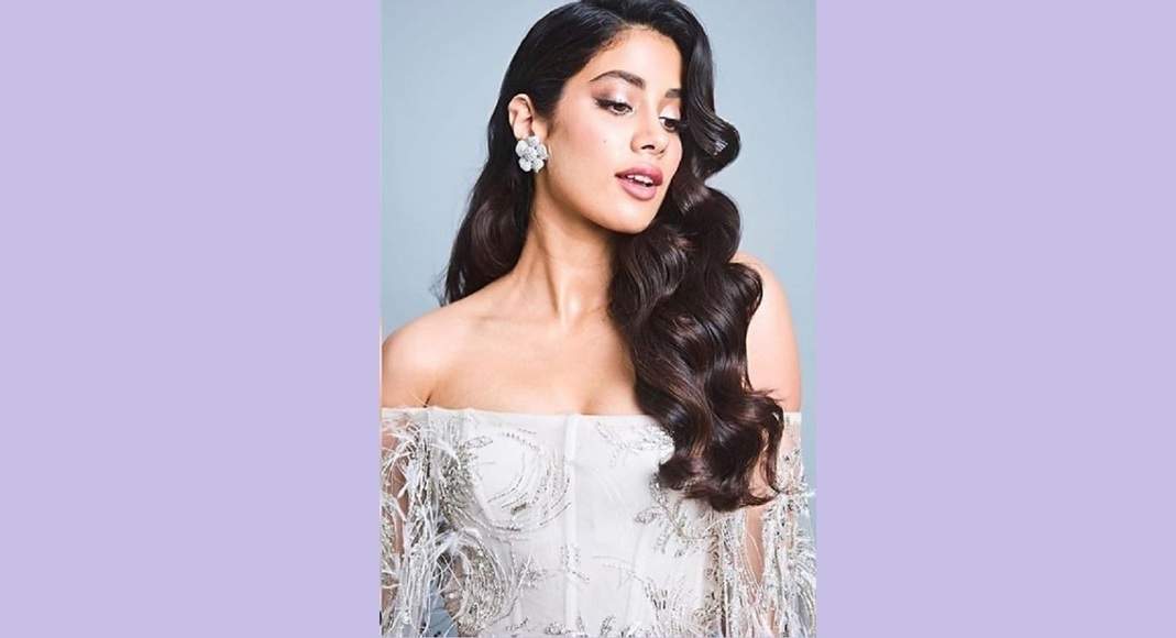 Janhvi Kapoor Inspired Easy Hairstyles For Bridesmaid