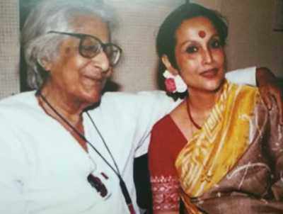Chaitali Dasgupta celebrates Subhash Mukhopadhyay's birth centenary