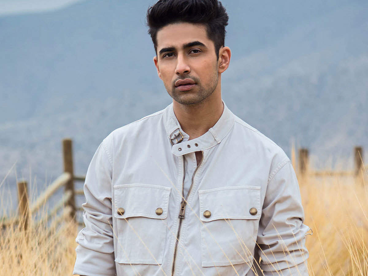 Life Of Pi Star Suraj Sharma To Make A Return To Bollywood After Phillauri Hindi Movie News Times Of India