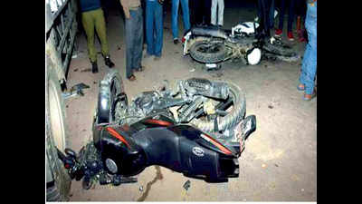 Three die in accident in Bithoor