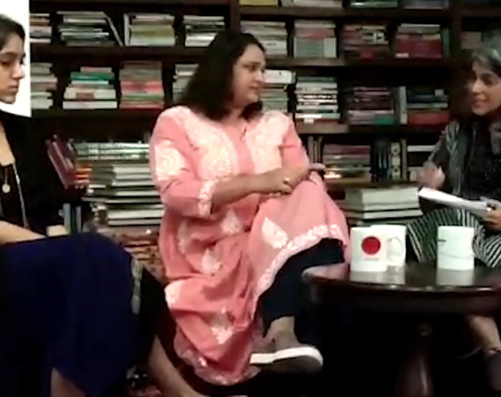 
Mumbai locals in conversation with Ratna Pathak Shah at an event
