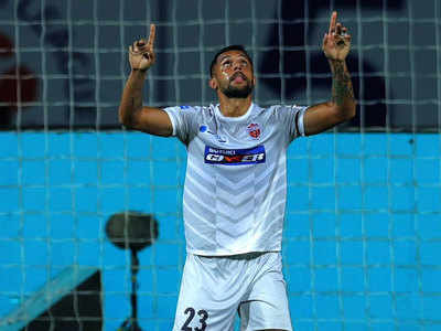 ISL: Pune dent Jamshedpur's play-offs chances with a 4-1 win