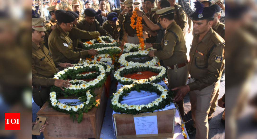 Help Pours In From Across Country For Pulwama Martyrs | India News ...