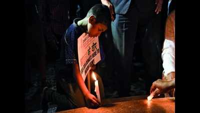 Bengalureans pay tribute to Pulwama martyrs