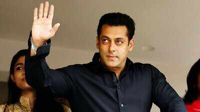 Pulwama terror attack: Salman Khan contributes to #BharatKeVeer fund for the martyrs' families