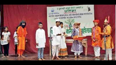 Students raise environment issues through theatre