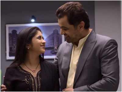 Tula Pahate Re written update, February 16, 2019: Isha is back to the office