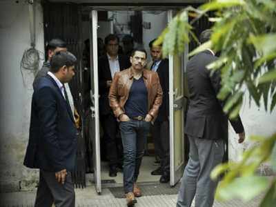 Robert Vadra grilled by ED for 3 hrs in money-laundering case