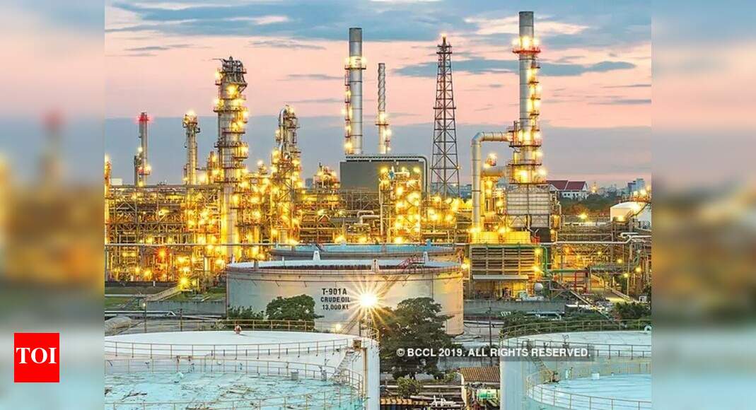 Saudi Aramco Unfazed By 44bn Maha Refinery Delay Times Of India