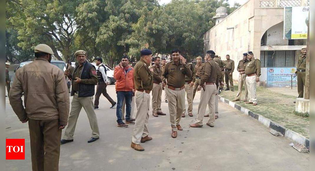 Gangster shot by cops in Mewat | Gurgaon News - Times of India