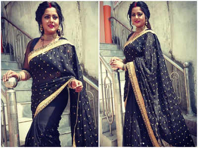 Photo: Anjana Singh looks simply stunning in black saree
