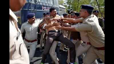 Teachers’ protest takes Gandhinagar by storm