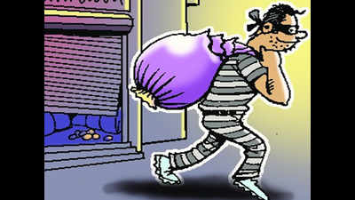 Rs 13.61 lakh booty stolen from retired WCL manager’s house