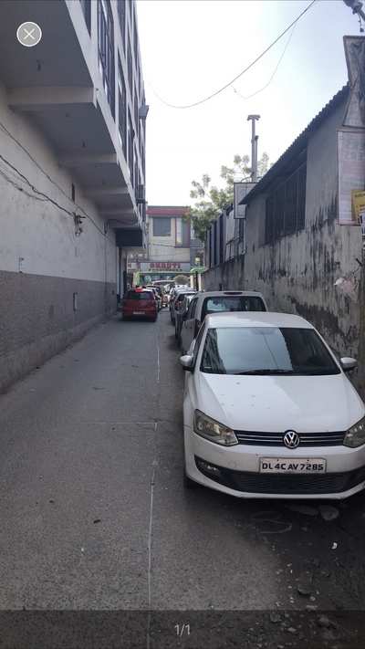 Illegal parking on road - Times of India