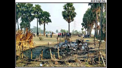 7 of Bihar farm family charred in Purulia fire