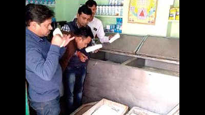 80kg adulterated paneer, sauces seized during raid