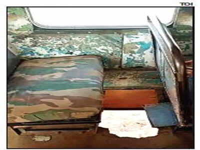 Student Slips Through Broken Floor Of Bus Dies Jaipur News