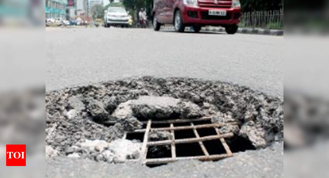 2,300 manholes, chambers pose danger; BBMP asks utilities to fix them ...