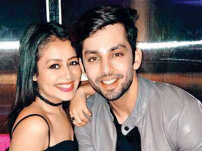 Neha Kakkar defends ex-boyfriend Himansh Kohli, requests fans not to defame without knowing facts