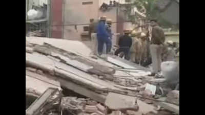 Four-storey building collapses in Delhi's Karol Bagh
