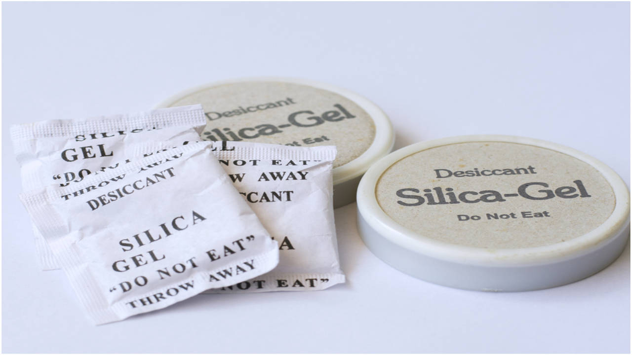 Silica Gel Packets: 7 Surprising Uses of Silica Gel Packets, How to Use Silica  Gel Packets