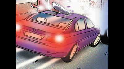 Inspector, wife die in accident on Pune-Ahmednagar highway
