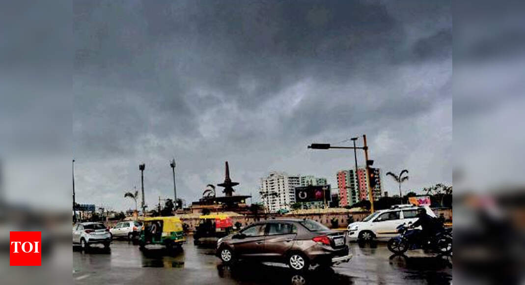 Sky opens up as wind sweeps Lucknow Lucknow News Times of India