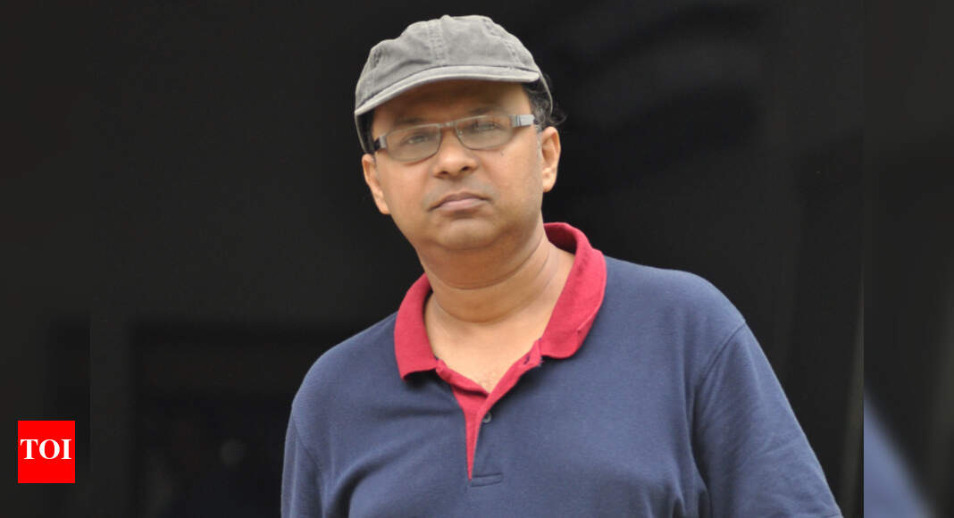 Atanu Ghosh wraps ups Bini Sutoy's shoot | Bengali Movie News - The ...
