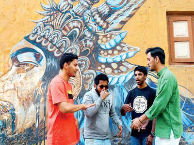 Pune: Rappers on tour de ‘tapris’ | Pune News - Times of India