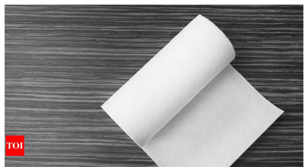 6 clever ways to use paper towels at home