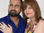  Bobby Darling's pictures