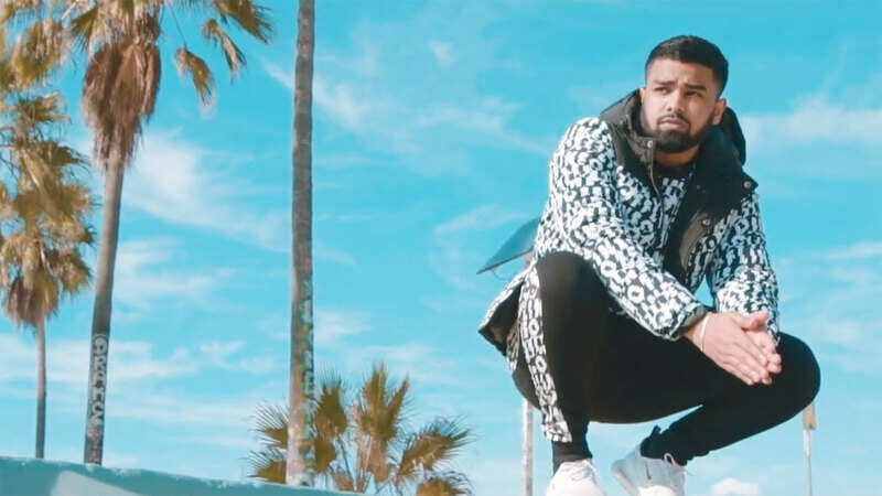 Latest Punjabi Song Hor Labna Sung By Ezu